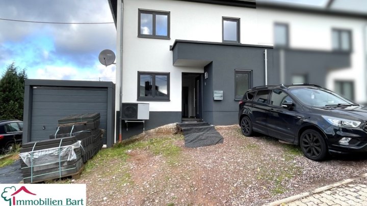 MASSIV ERRICHTETER NEUBAU IN MERZIG-BIETZEN!
