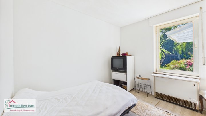 MERZIG: WOHNHAUS IN HÖHENLAGE AM WALDRAND!