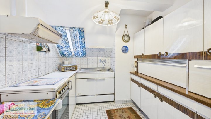 ORSCHOLZ: WOHNHAUS MIT GARTEN UND GARAGE!