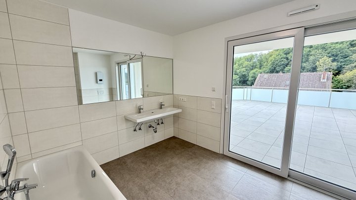 Barrierefreies Penthouse mit einmaliger Dachterrasse in zentraler Lage von Siersburg zu verkaufen
