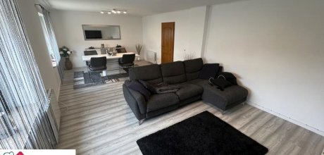 Großes Wohn-/Esszimmer