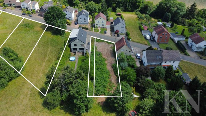 Idyllisch, eben & sofort bebaubar – Traumhaftes ca. 635 m² Grundstück am Feldrand in Riegelsberg