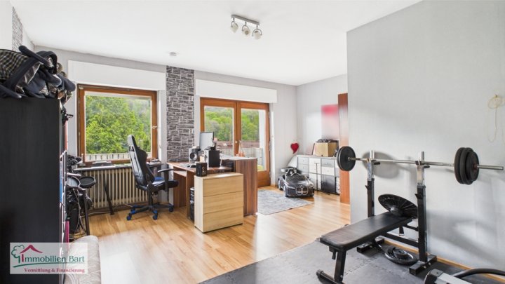 MERZIG-STADT / WOHNHAUS MIT 2 WOHNUNGEN IN TOP LAGE!