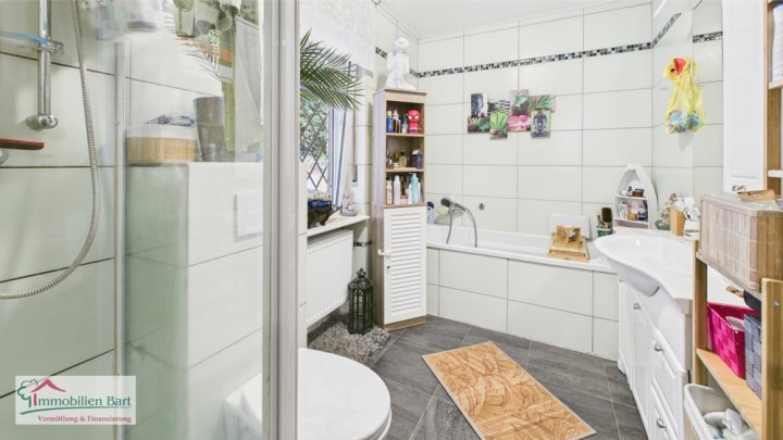 MERZIG-STADT / WOHNHAUS MIT 2 WOHNUNGEN IN TOP LAGE!