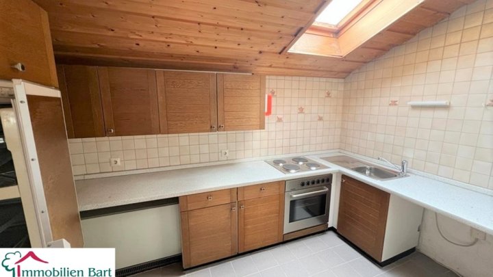 3 WOHNUNGEN + GARAGEN + GARTEN / GRENZE L-REMICH
