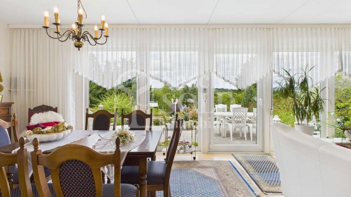 Charmantes Einfamilienhaus mit Terrasse, großem Garten und Weitblick in ruhiger Lage von Merchweiler