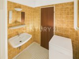 Badezimmer mit Wanne