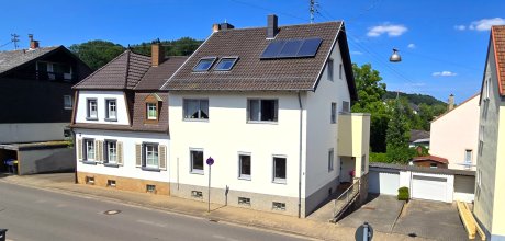 Frontansicht des Hauses 
