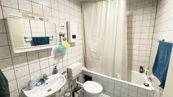 Kleine Wohnung mit Balkon und Stellplatz in Saarbrücken-Güdingen