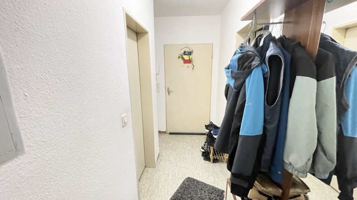 Kleine Wohnung mit Balkon und Stellplatz in Saarbrücken-Güdingen