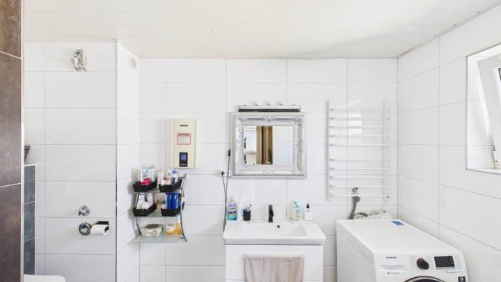 Modernisierte 4-Zimmer-Eigentumswohnung mit 104 m², Fußbodenheizung und Garage