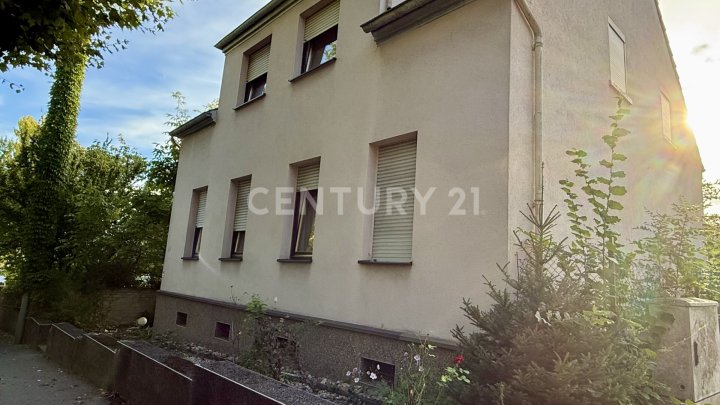 Ein-bis Zweifamilienhaus mit ca. 175 m² Wfl. in Völklingen auf einem Grundstück von ca. 800 m²
