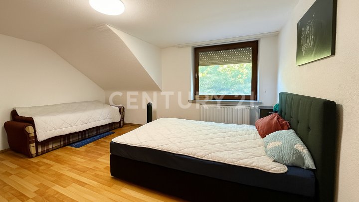 Ein-bis Zweifamilienhaus mit ca. 175 m² Wfl. in Völklingen auf einem Grundstück von ca. 800 m²