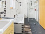 Badezimmer EG