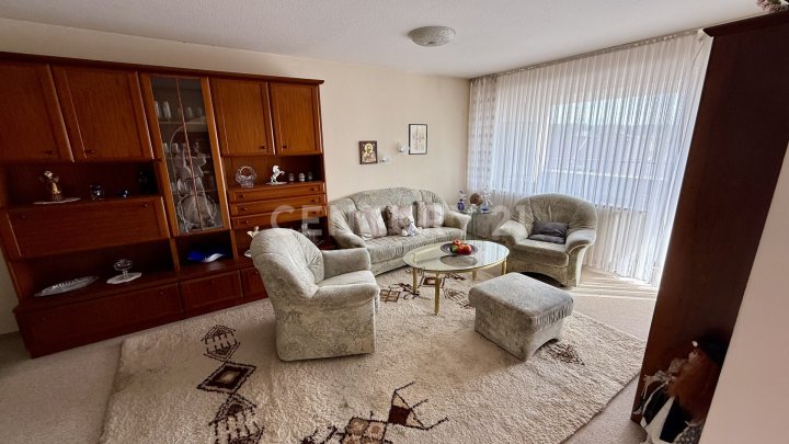 Traum Wohnung in absoluter Spitzenlage von Dillingen (Odilienplatz) 500€ Bodenrichtwert + Aufzug