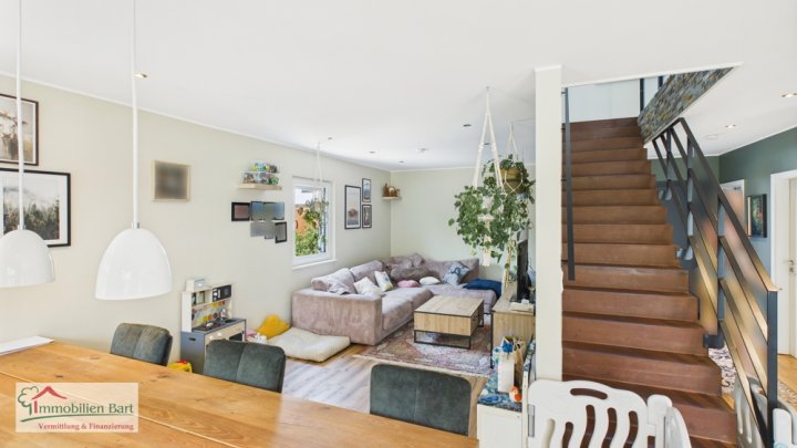 VIS À VIS L-WORMELDANGE: FAMILIENGLÜCK MIT PV ANLAGE IN WINCHERINGEN!