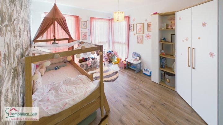 VIS À VIS L-WORMELDANGE: FAMILIENGLÜCK MIT PV ANLAGE IN WINCHERINGEN!