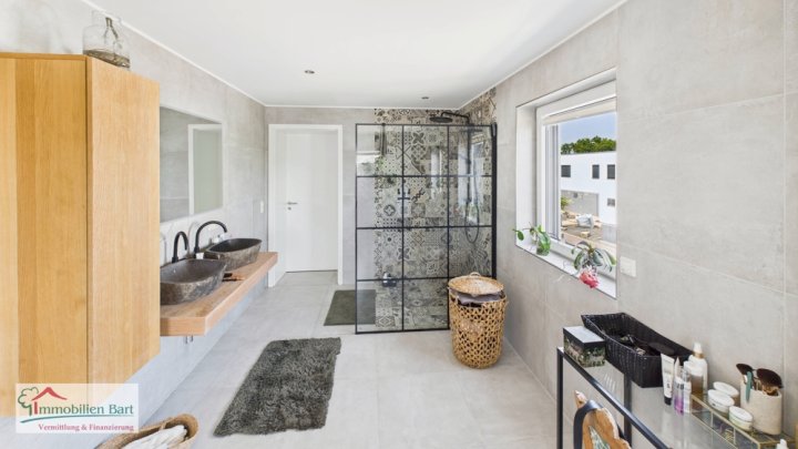 VIS À VIS L-WORMELDANGE: FAMILIENGLÜCK MIT PV ANLAGE IN WINCHERINGEN!