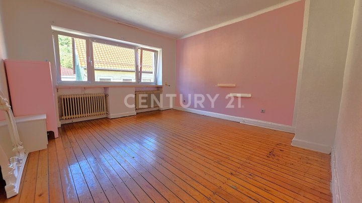 Attraktives Reihenmittelhaus als alternative zur Eigentumswohnung mit Balkon und Terrasse in Spiesen