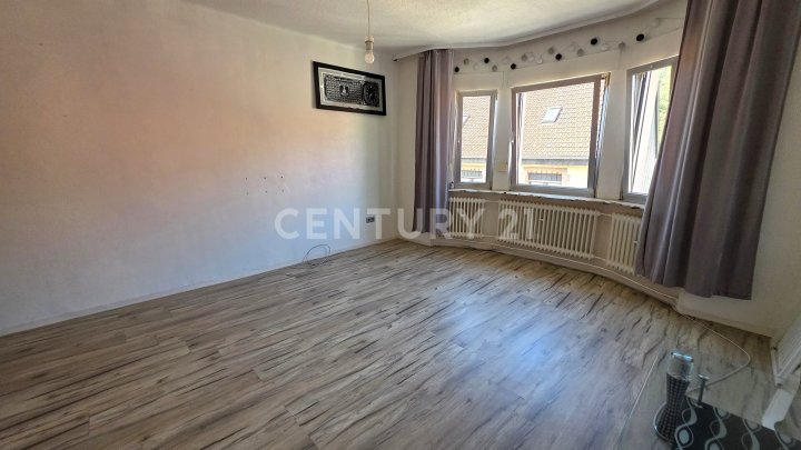 Attraktives Reihenmittelhaus als alternative zur Eigentumswohnung mit Balkon und Terrasse in Spiesen