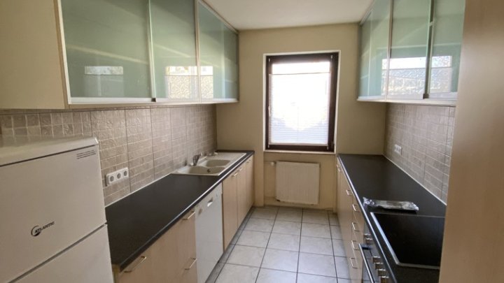 Gepflegtes Reihenhaus, stadtnah mit Garten und eigener Garage