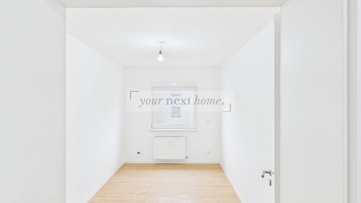 Saniertes Schmuckstück mit 3 Balkonen und circa 400 Meter von der Uni entfernt.