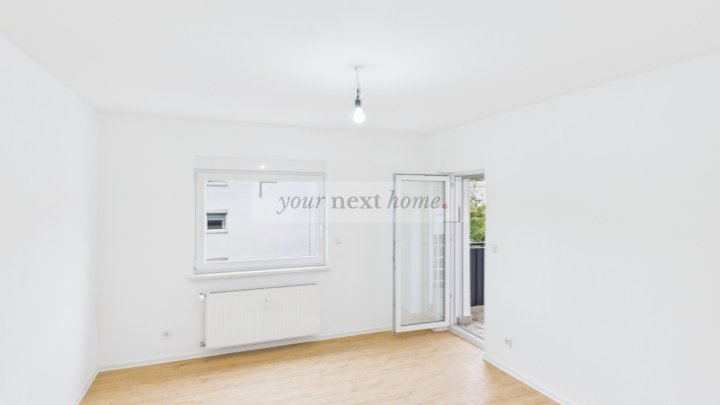 Saniertes Schmuckstück mit 3 Balkonen und circa 400 Meter von der Uni entfernt.