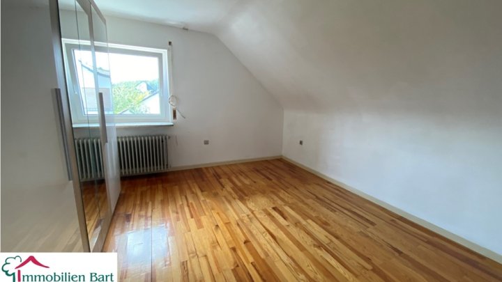 MERZIG-BESSERINGEN: GEPFLEGTES WOHNHAUS MIT GARTEN UND GARAGE IN TOP LAGE!