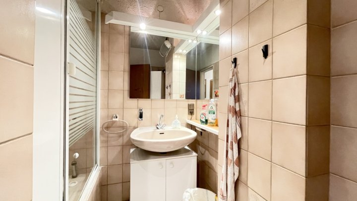 Charmante 2-Etagen-Wohnung mit Balkon und Galerie
