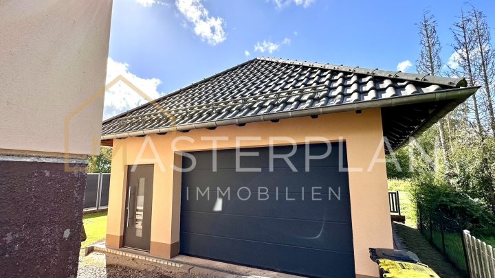 Charmantes Einfamilienhaus modernisiert & bezugsfertig