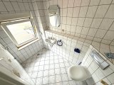 Großes Gäste WC im EG