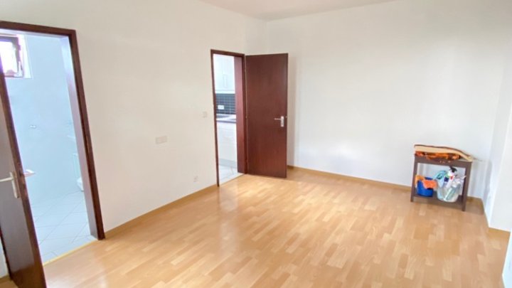 Renovierte 2-ZKB Single Wohnung mit EBK und Terrasse