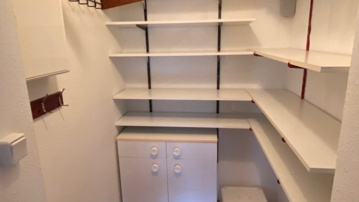 Renovierte 2-ZKB Single Wohnung mit EBK und Terrasse