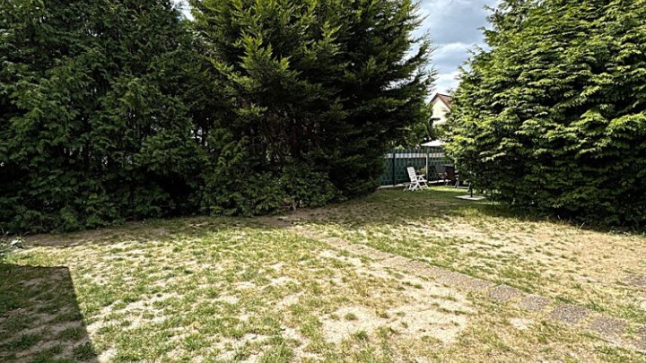 3-FH mit Garten und Garage in guter Lage von Sulzbach, teilvermietet