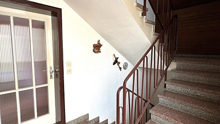 3-FH mit Garten und Garage in guter Lage von Sulzbach, teilvermietet