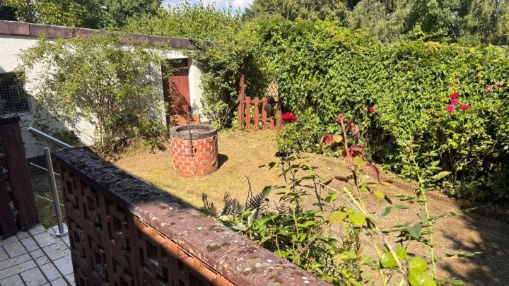 Großzügiges 1-2 Familienhaus und großem Grundstück in sehr ruhiger Lage von Schiffweiler