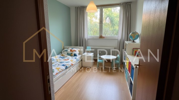 Charmater 60er-Jahre Bungalow mit Ausbau- und Gestaltungsmöglichkeiten