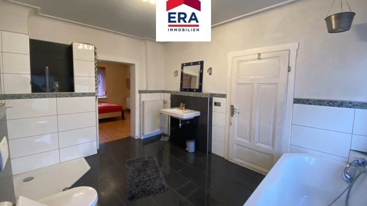 FREISTEHENDES EINFAMILIENHAUS IN FR-L´HOPITAL-NÄHE SB