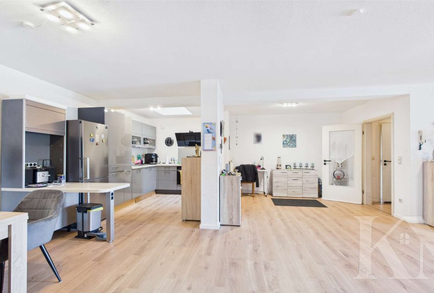 Küche und Essbereich