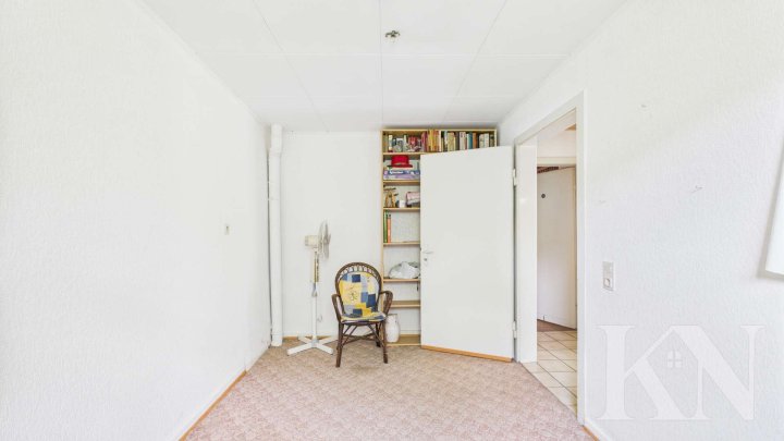 Doppelhaushälfte mit großem Garten, Grillhütte & Baugrundstück – seltene Gelegenheit!