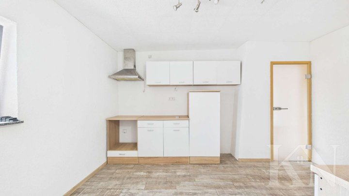 Mehrfamilienhaus mit großem Potenzial in Gersheim – PV-Anlage und separate Scheune