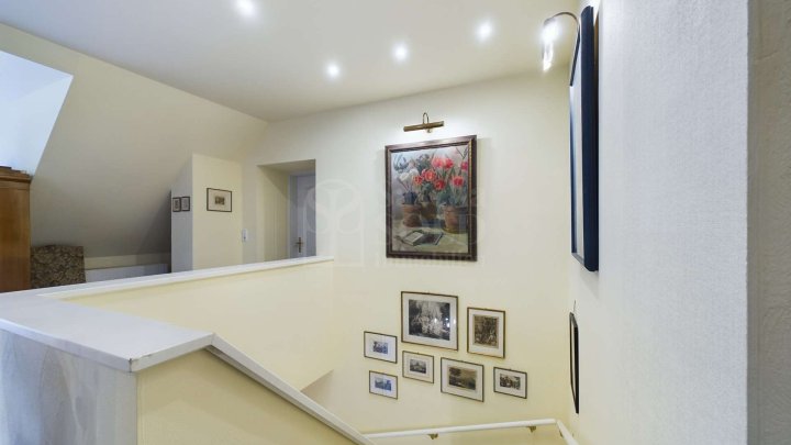 Charmantes Haus – ideal für Singles oder Paare - mit Garten, Terrasse, Balkon und Stellplatz