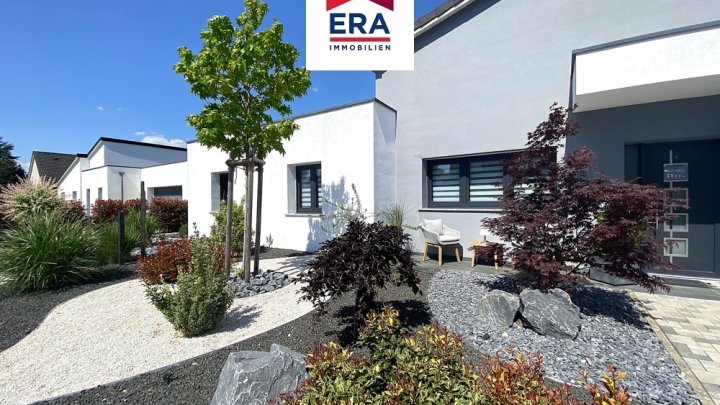 RESERVIERT- BUNGALOW MIT POOL IN RUHIGER LAGE VON FORBACH/FR, NÄHE SAARBRÜCKEN