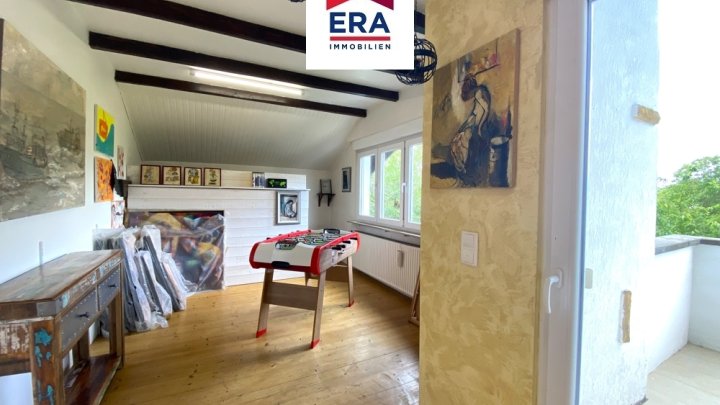 PROVISIONSFREI-VILLA MIT POOL IN RUHIGER LAGE, IN KERBACH/FR, NÄHE SAARBRÜCKEN