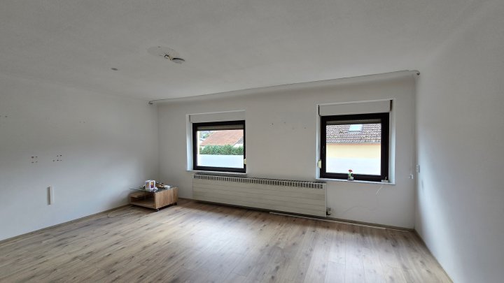 VERKAUFT ///  Sehr gepflegtes Einfamilienhaus in Schmelz-Limbach zum Kauf