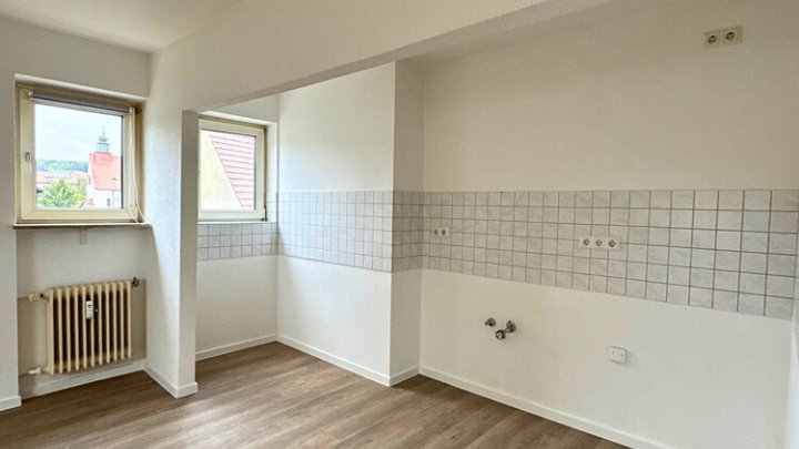 Renovierte 4 ZKB-Dachgeschosswohnung in zentraler Lage Rastpfuhl