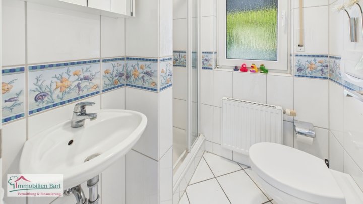 EINZIEHEN & WOHLFÜHLEN - HOCHWERTIGES WOHNHAUS MIT GARTEN UND GARAGE!