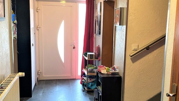 FREISTEHENDES EINFAMILIENHAUS, RUHIGE LAGE, CREUTZWALD/FR NÄHE SAARLOUIS