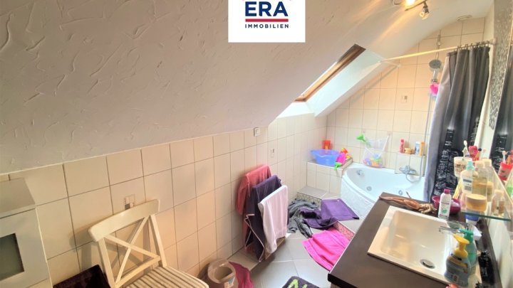 FREISTEHENDES EINFAMILIENHAUS, RUHIGE LAGE, CREUTZWALD/FR NÄHE SAARLOUIS