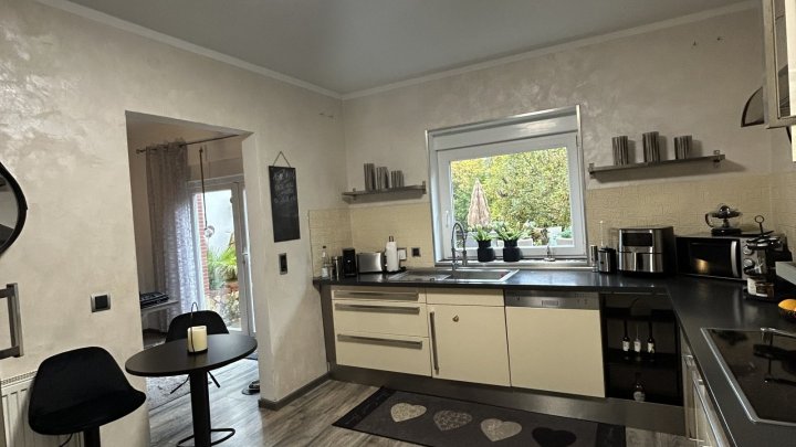 Freistehendes charmantes Einfamilienhaus - für die kleine Familie - in Großrosseln zu verkaufen